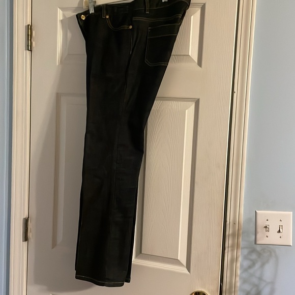 Michael Kors dark blue jeans gold buckle back pocket. Size 8P. GUC. - Picture 2 of 5